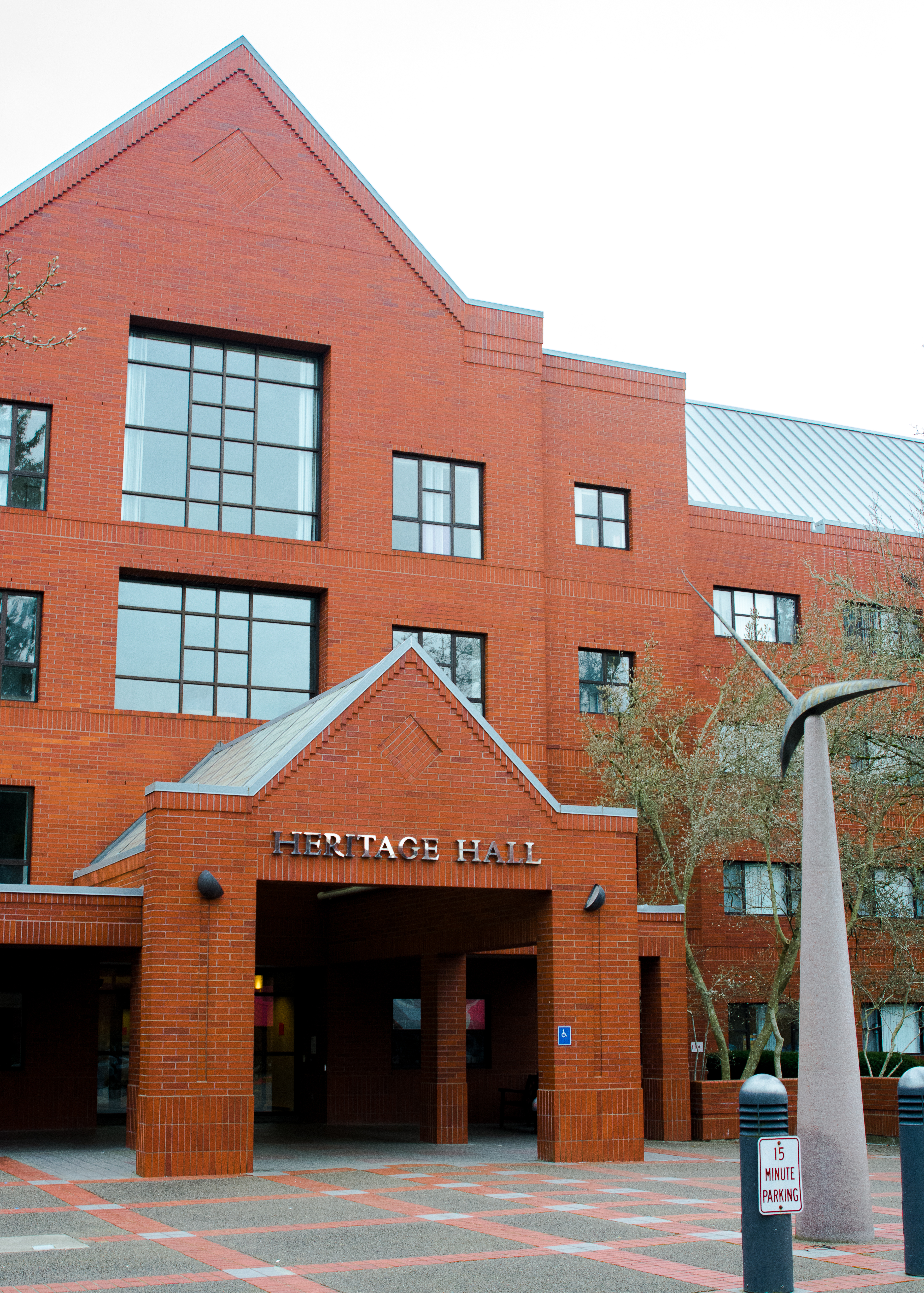 Dorm room guide for first-years