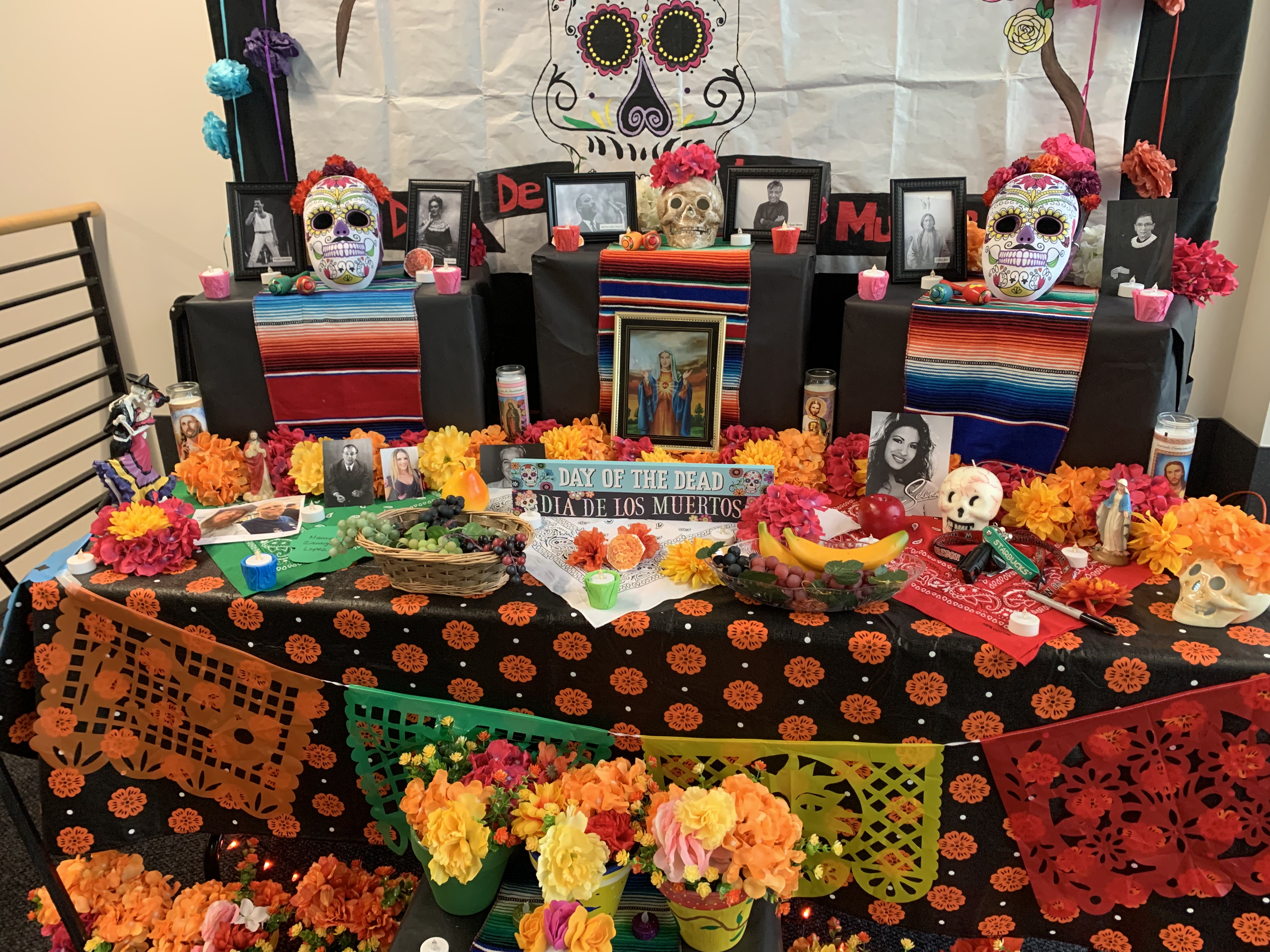 Western Celebrates Dia de Los Muertos
